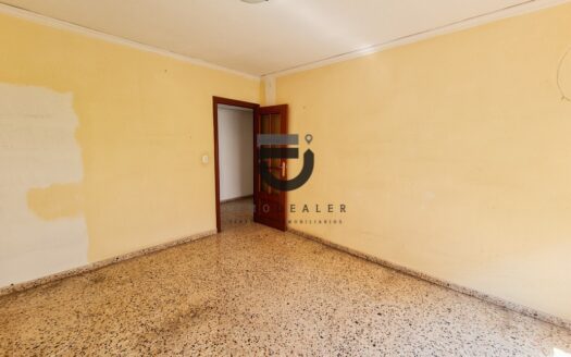 Piso en Gandia calle Magistrado Catala 7319346