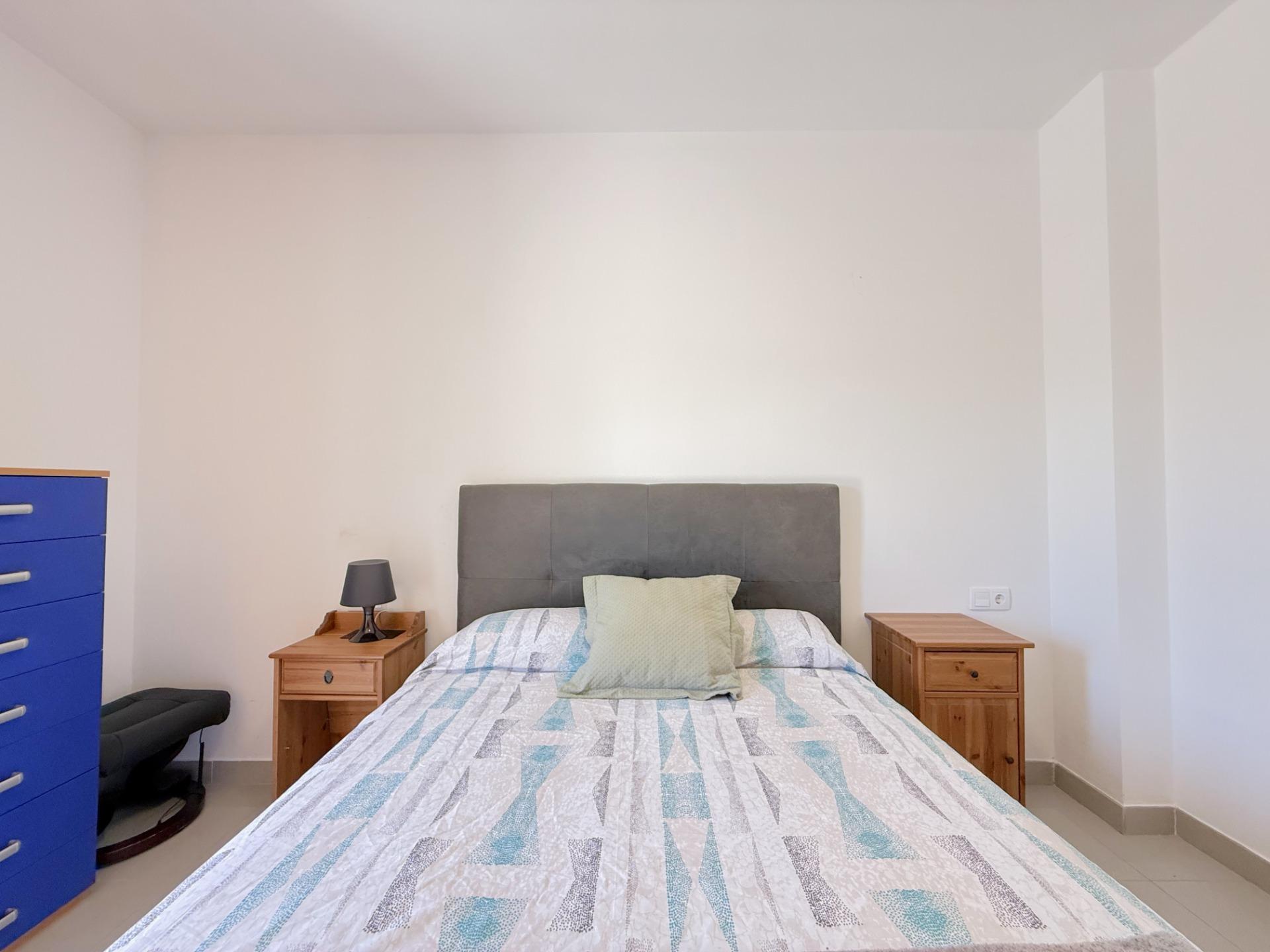 Planta baja con terraza de 80 m² en Paseo Germanías (tramo final), Gandía