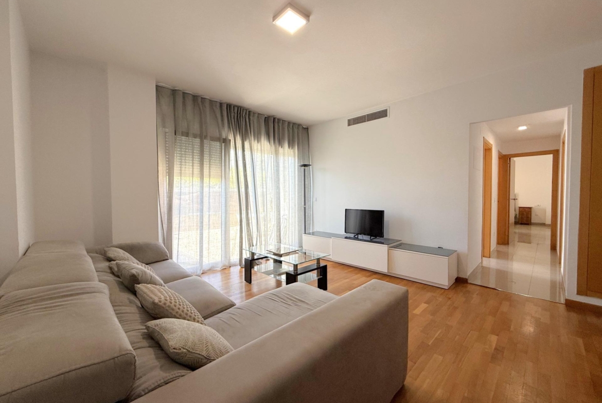Planta baja con terraza de 80 m² en Paseo Germanías (tramo final), Gandía