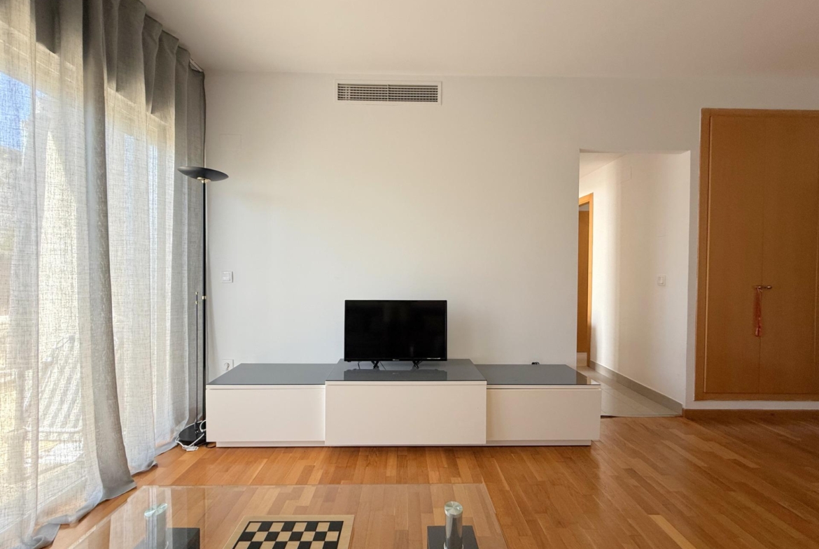 Planta baja con terraza de 80 m² en Paseo Germanías (tramo final), Gandía
