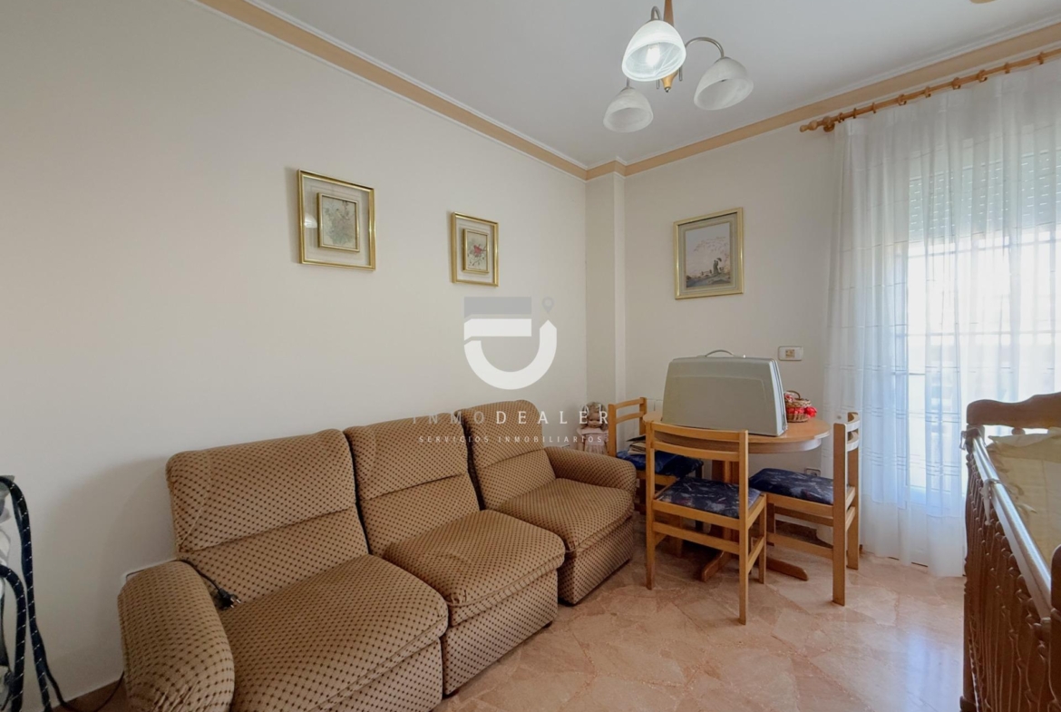 Impresionante Casa de 280 m² en Gandía – Espaciosa, Confortable y con Acabados de Primera Calidad