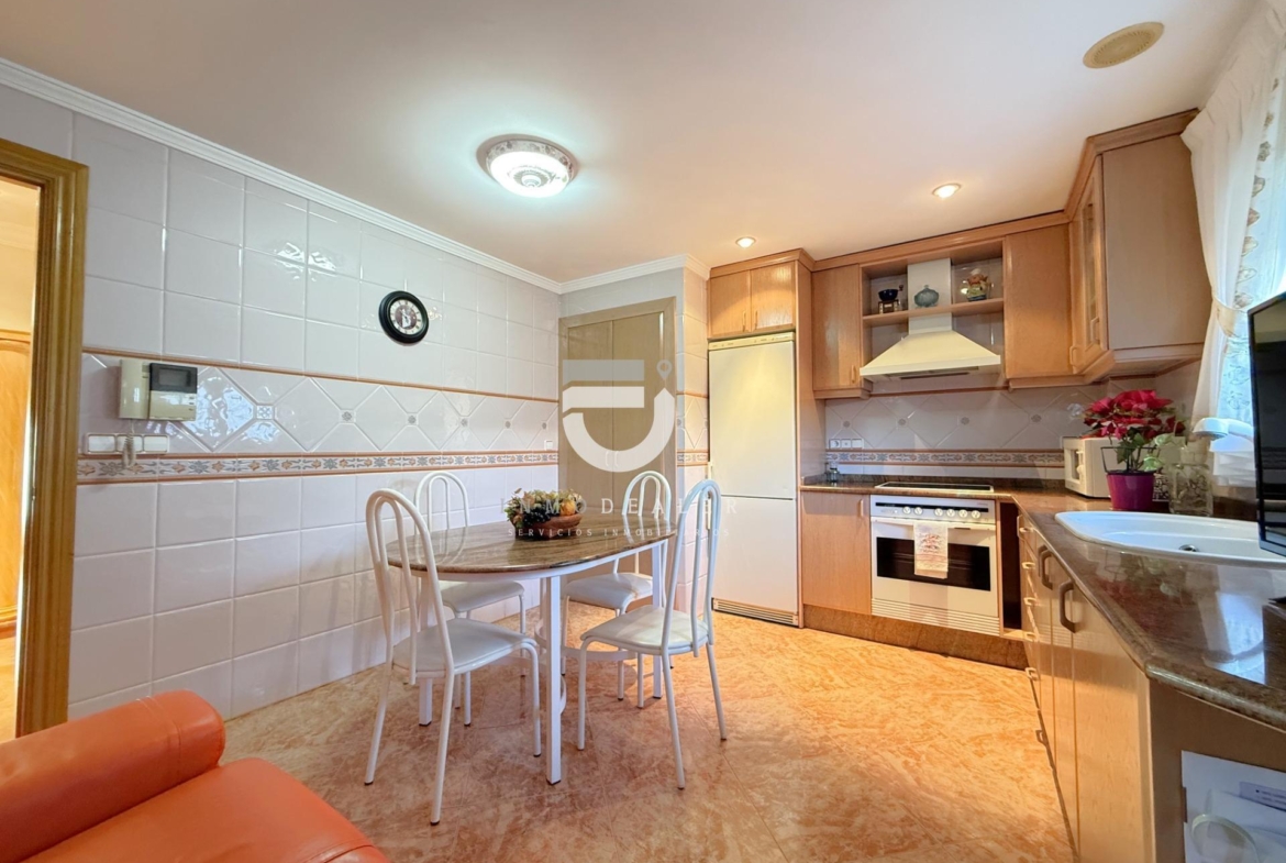Impresionante Casa de 280 m² en Gandía – Espaciosa, Confortable y con Acabados de Primera Calidad