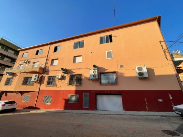 Dos Viviendas Independientes de 150 m² Cada Una