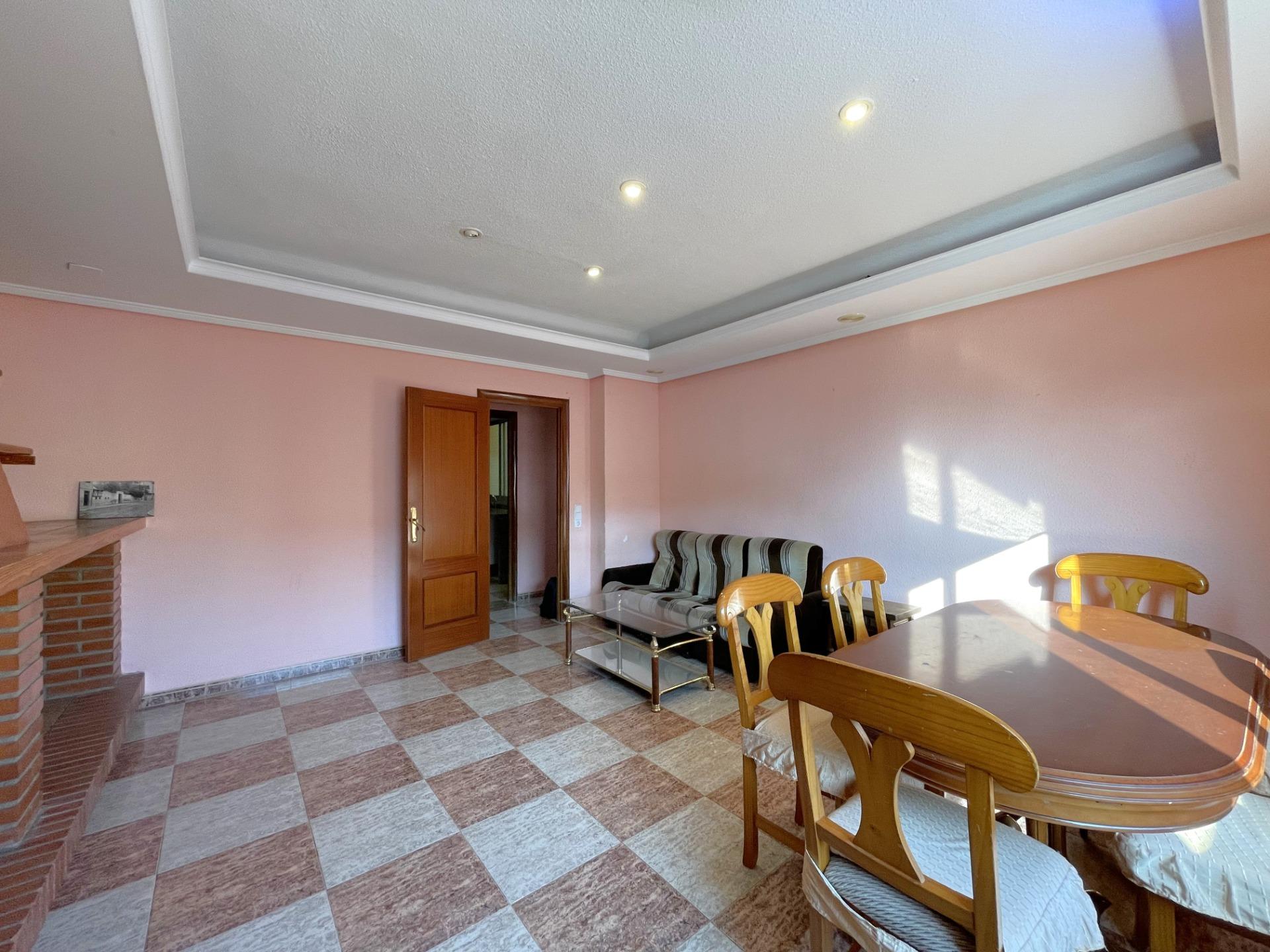 Dos Viviendas Independientes de 150 m² Cada Una