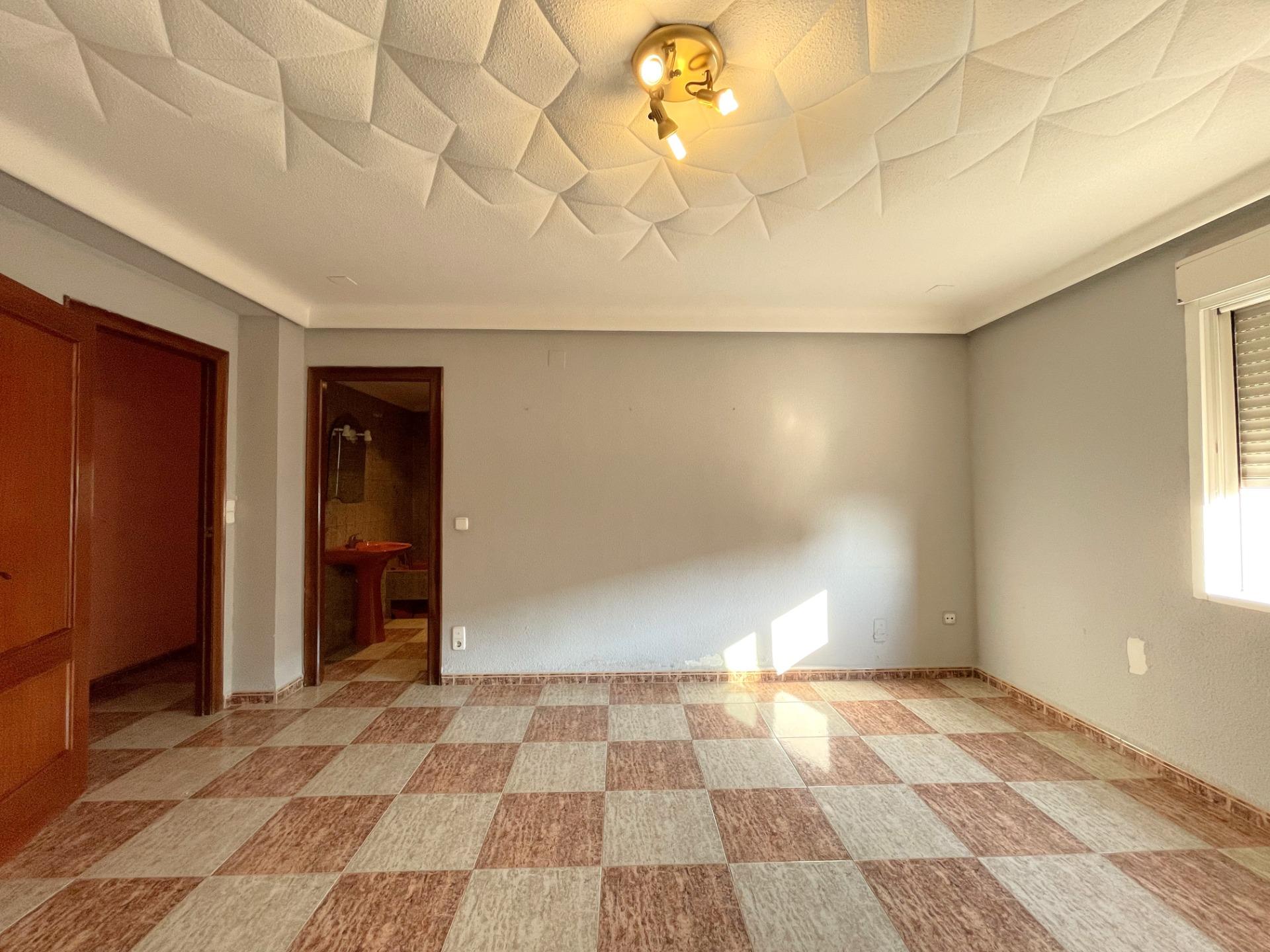 Dos Viviendas Independientes de 150 m² Cada Una