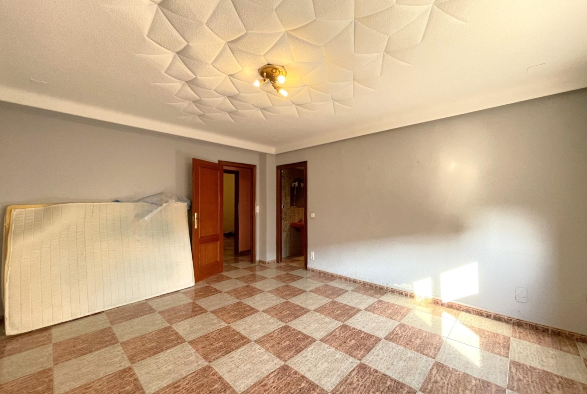 Dos Viviendas Independientes de 150 m² Cada Una