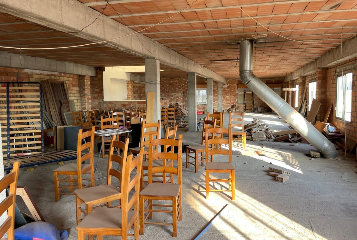 Dos Viviendas Independientes de 150 m² Cada Una