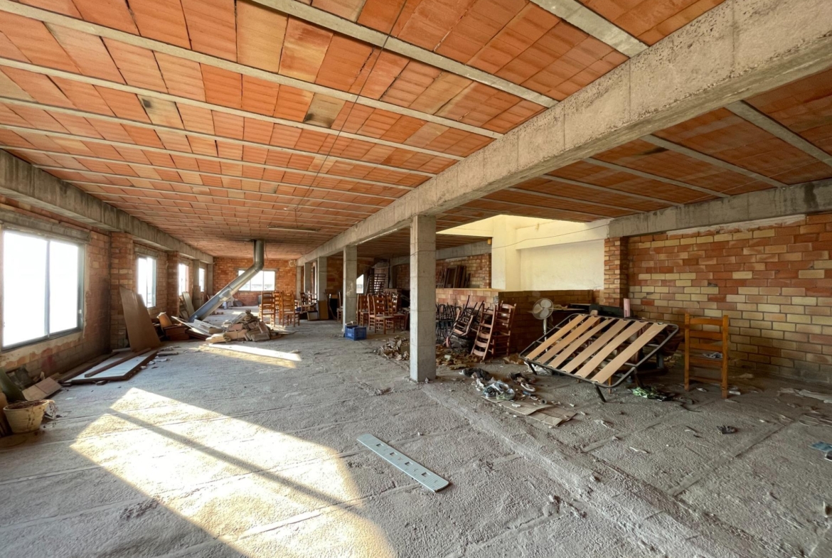 Dos Viviendas Independientes de 150 m² Cada Una