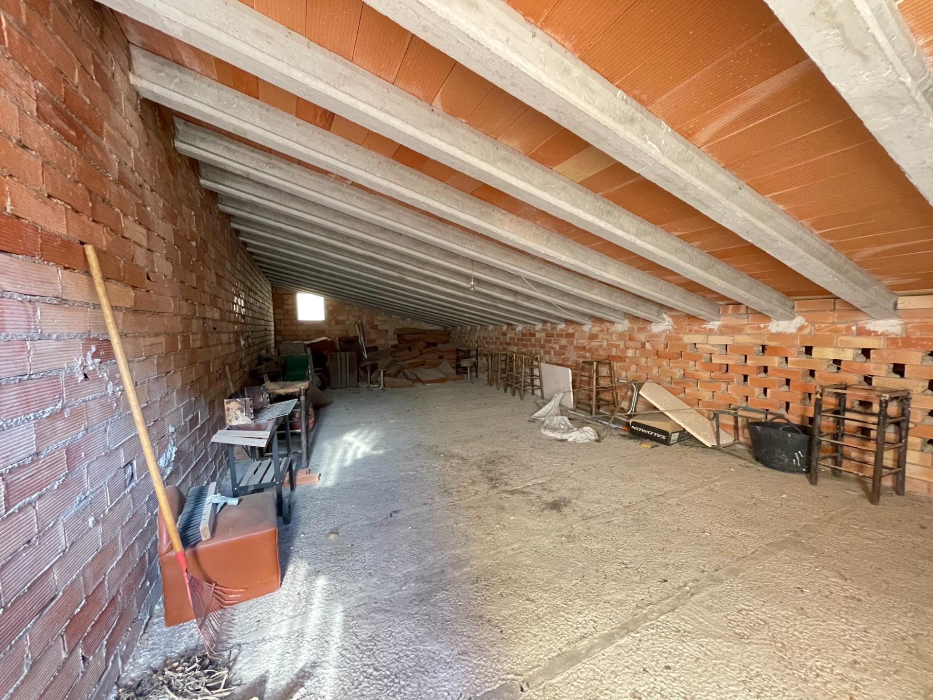 Dos Viviendas Independientes de 150 m² Cada Una