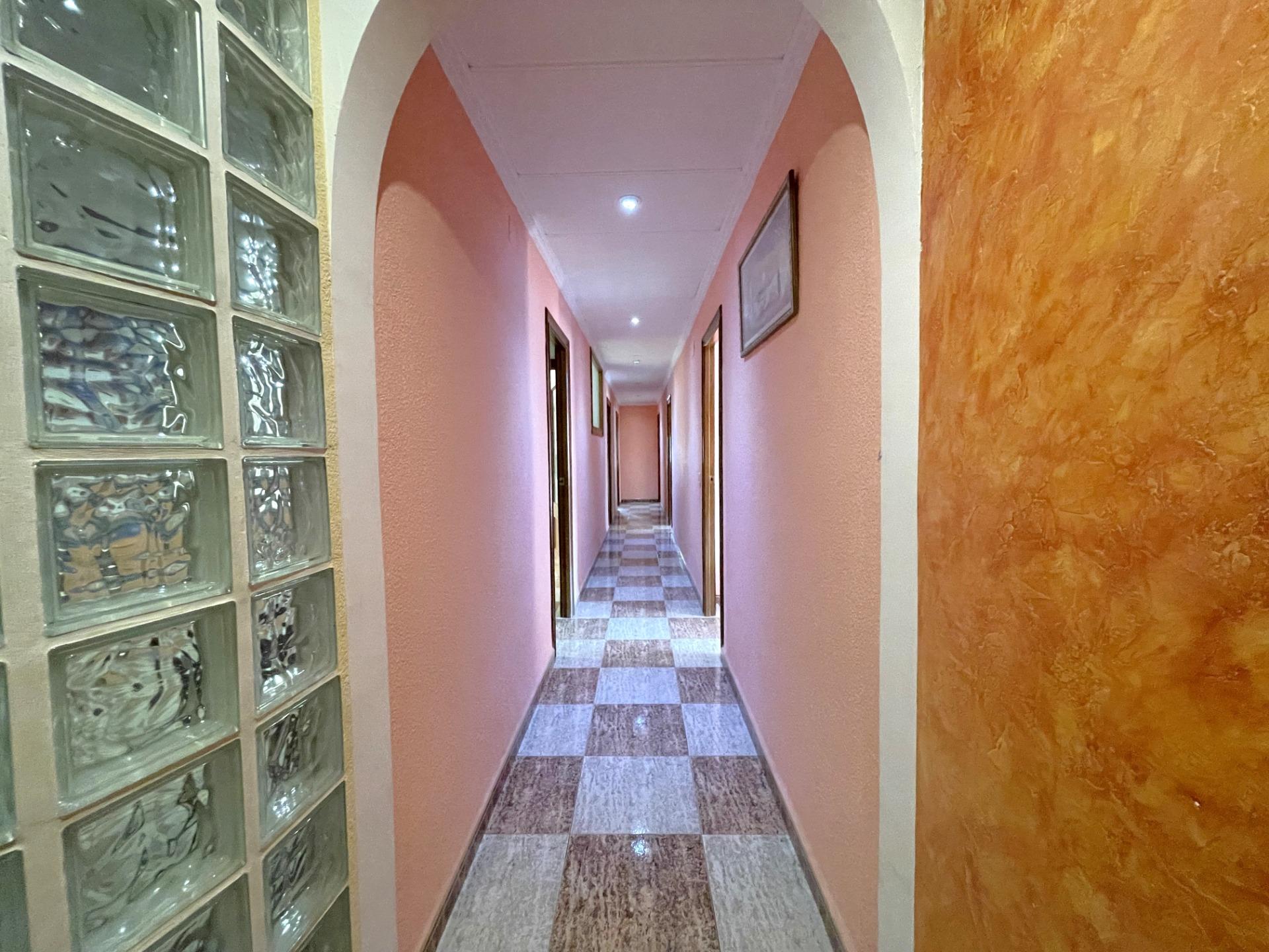 Dos Viviendas Independientes de 150 m² Cada Una