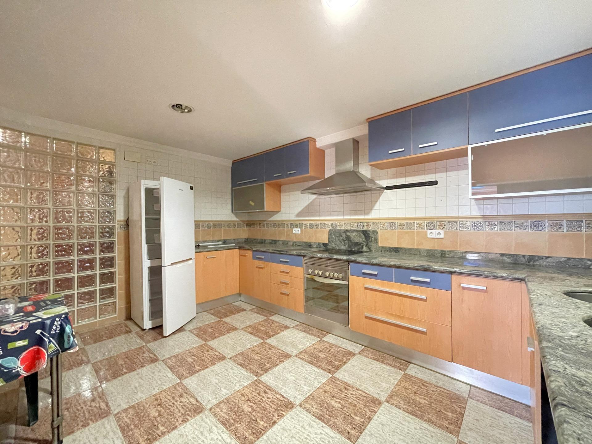 Dos Viviendas Independientes de 150 m² Cada Una