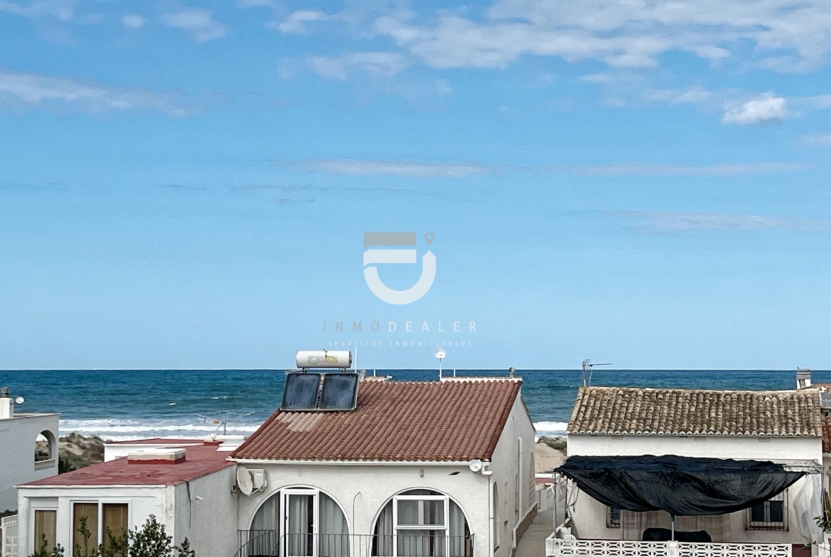 CASA EN OLIVA NOVA