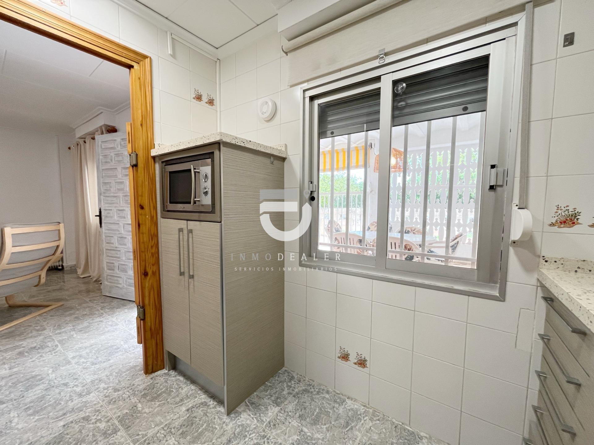 CASA EN OLIVA NOVA