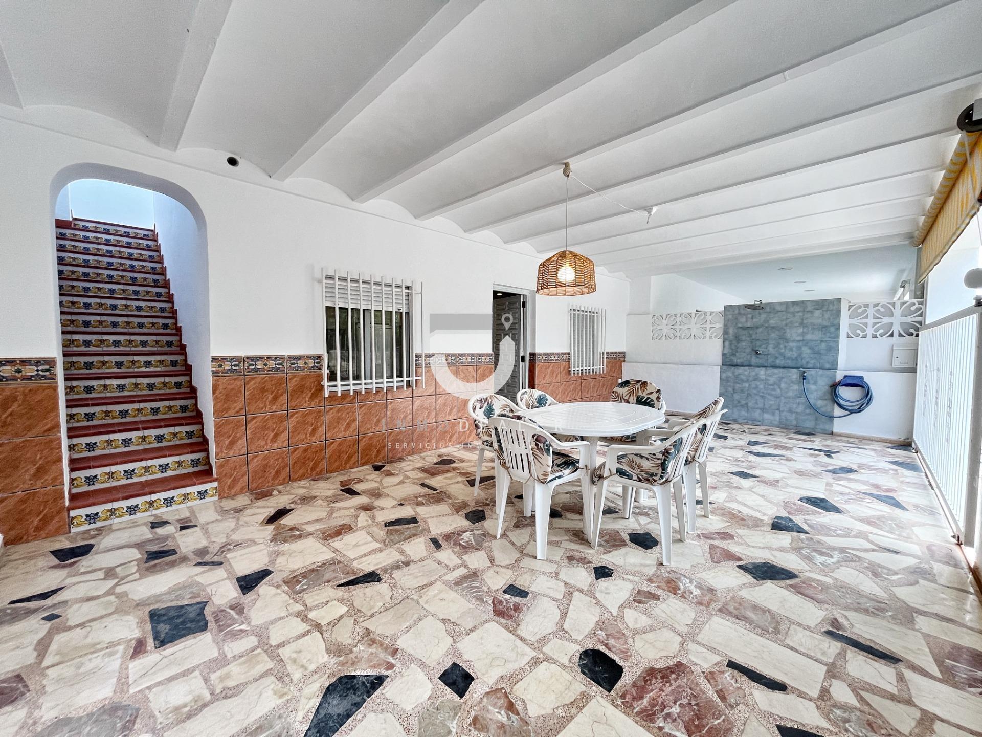 CASA EN OLIVA NOVA