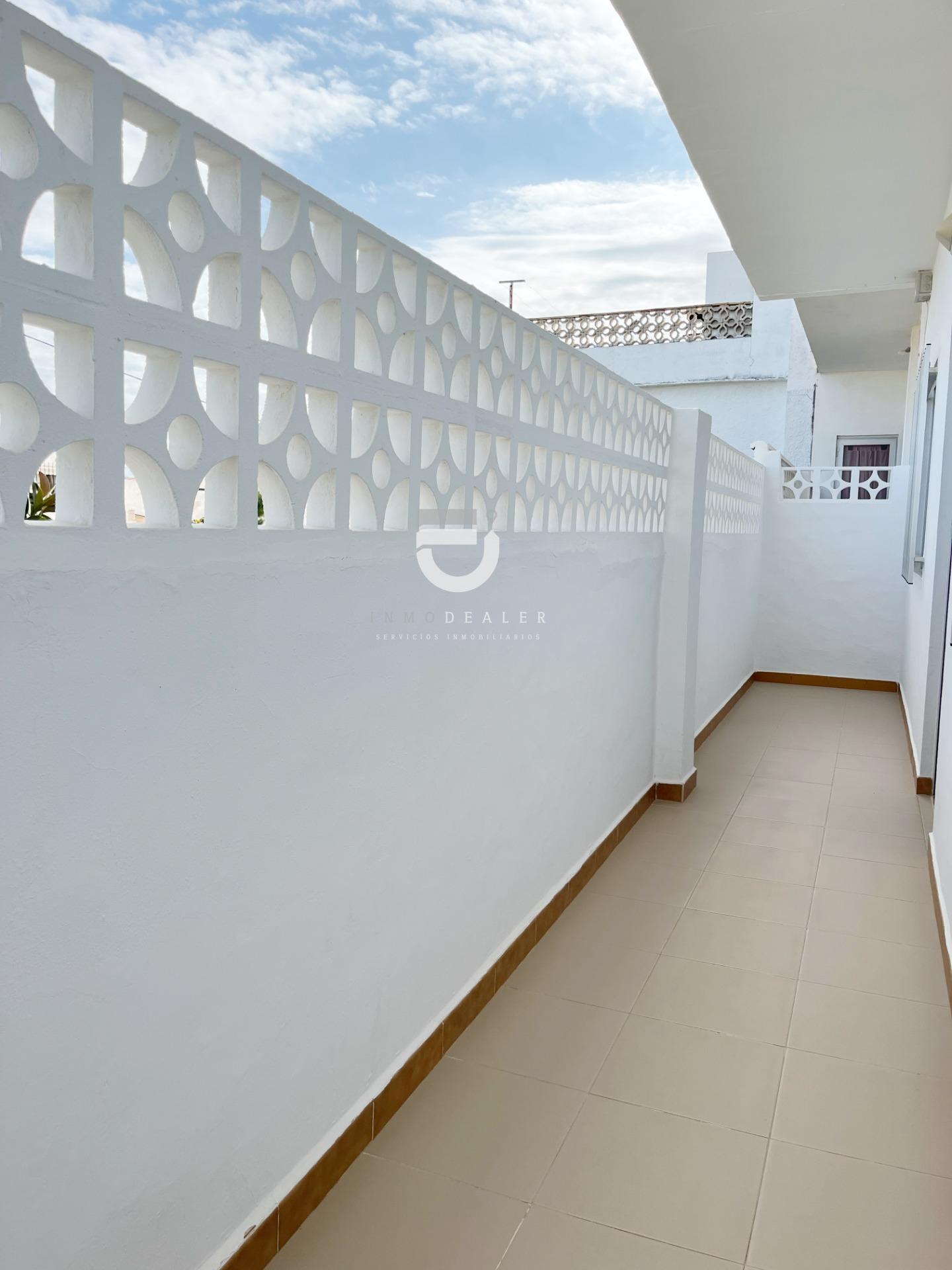 CASA EN OLIVA NOVA