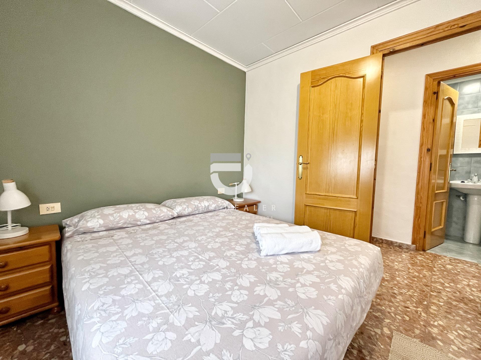 CASA EN OLIVA NOVA