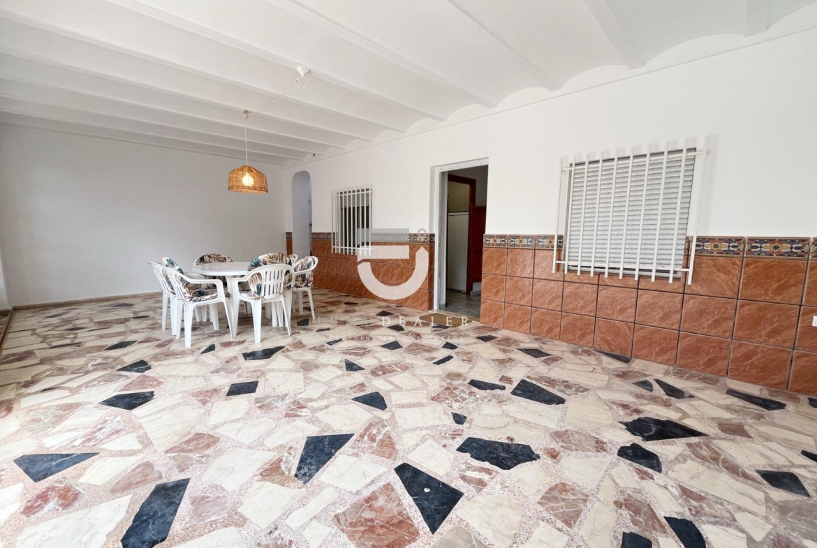 CASA EN OLIVA NOVA