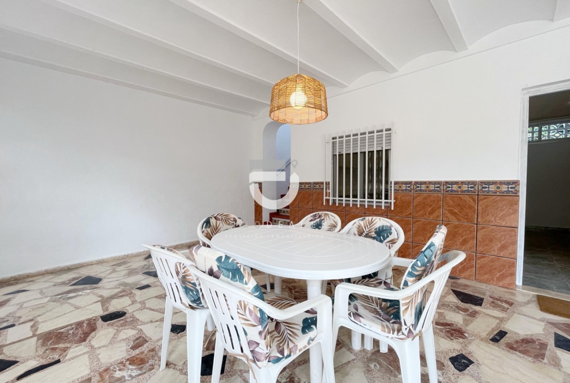 CASA EN OLIVA NOVA