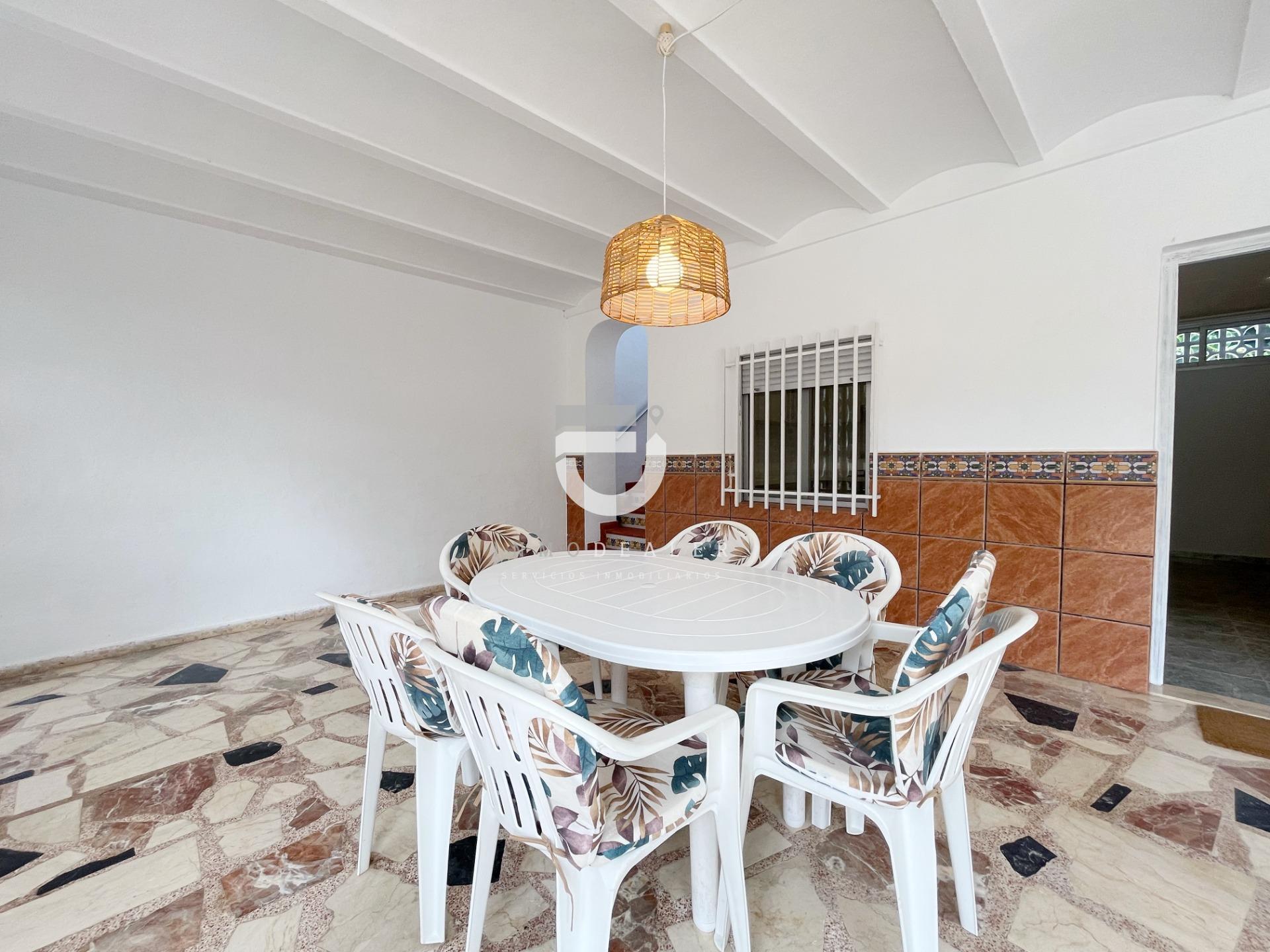 CASA EN OLIVA NOVA
