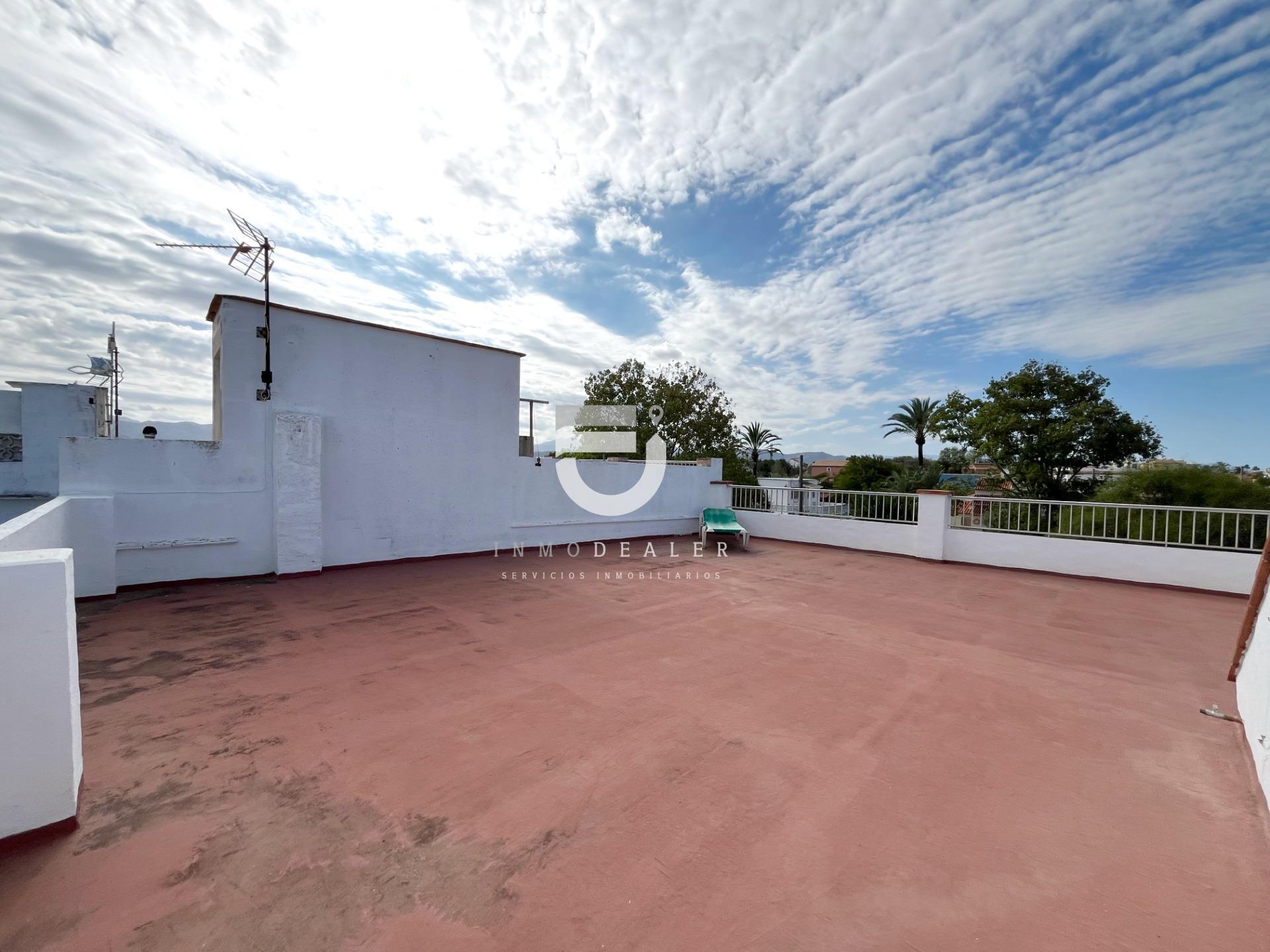 CASA EN OLIVA NOVA