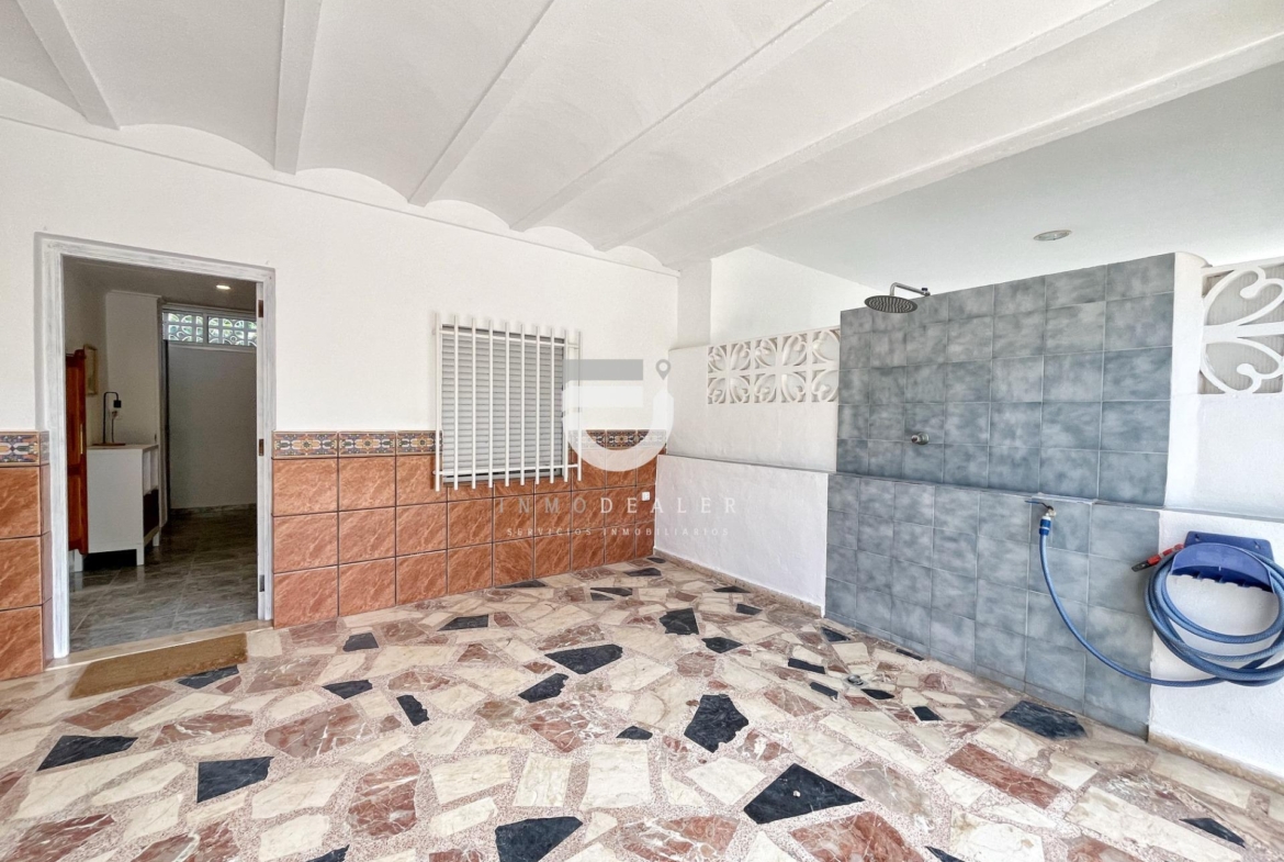CASA EN OLIVA NOVA