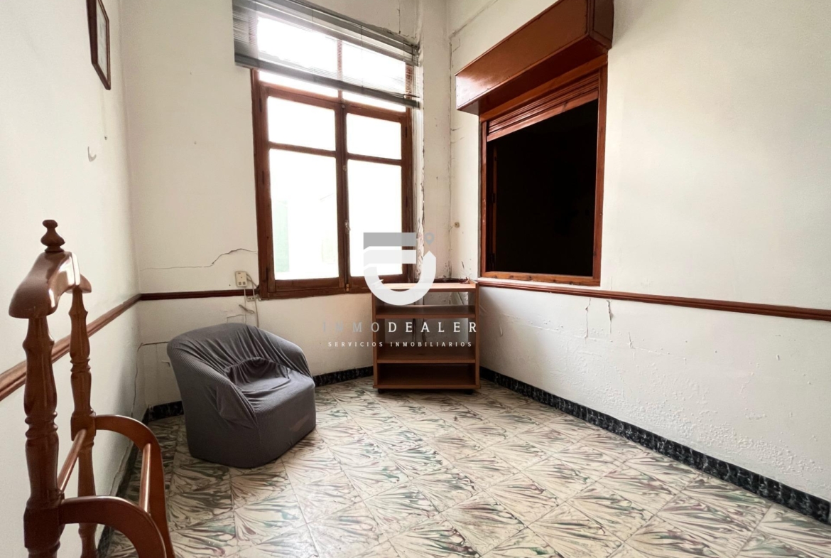 CASA SEÑORIAL EN PEGO