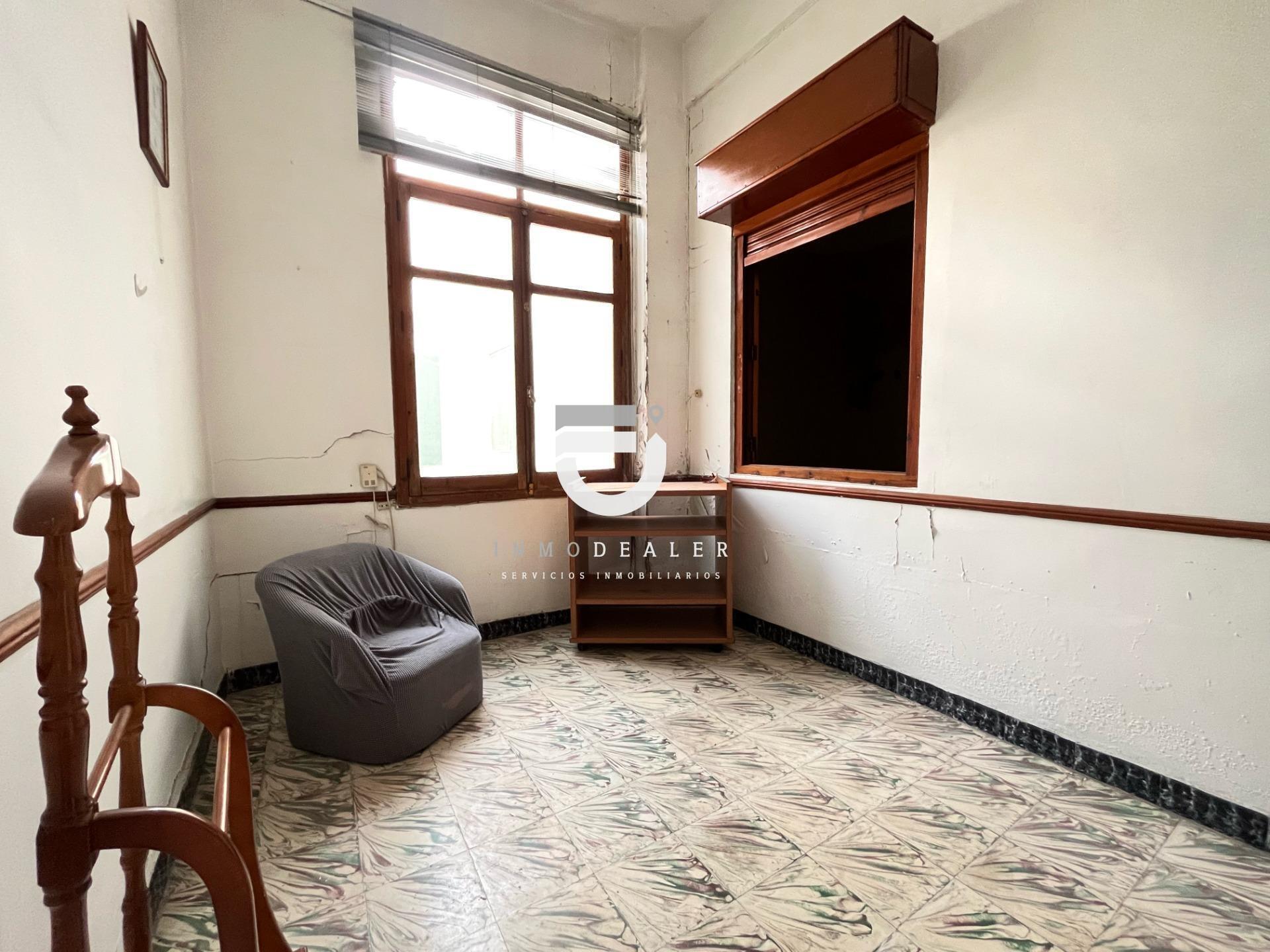 CASA SEÑORIAL EN PEGO