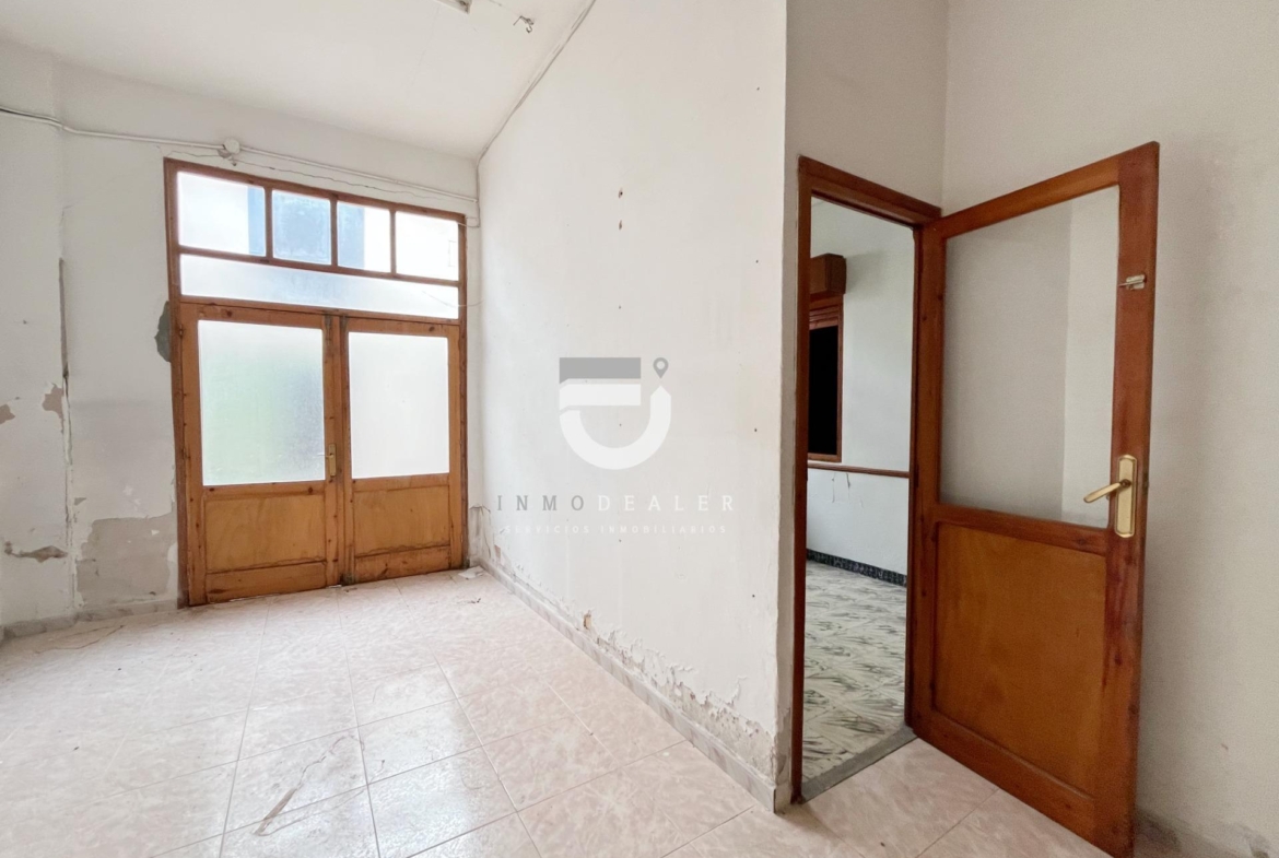 CASA SEÑORIAL EN PEGO