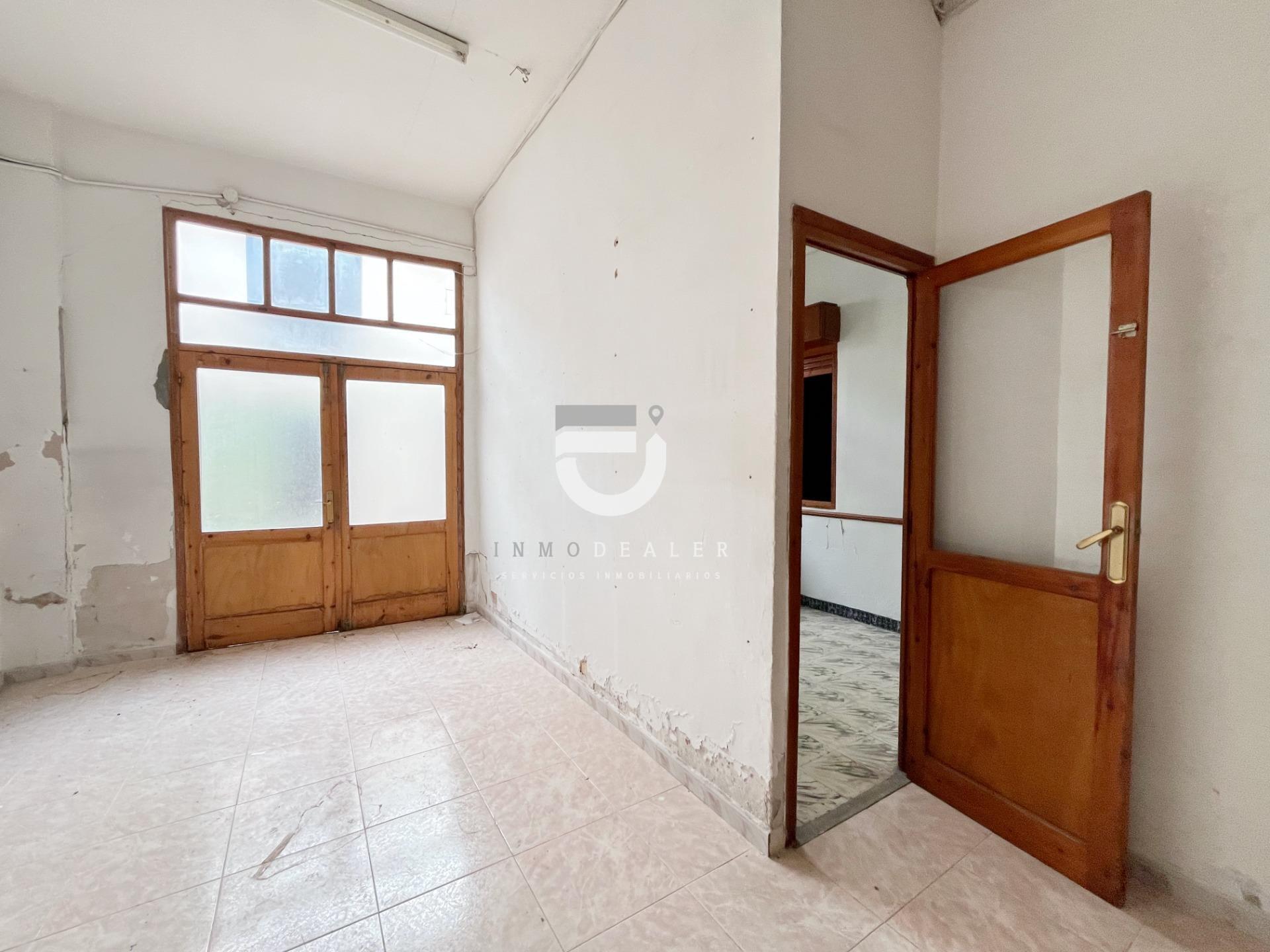 CASA SEÑORIAL EN PEGO