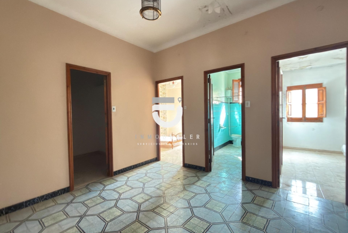 CASA SEÑORIAL EN PEGO