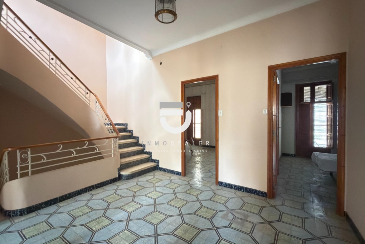 CASA SEÑORIAL EN PEGO