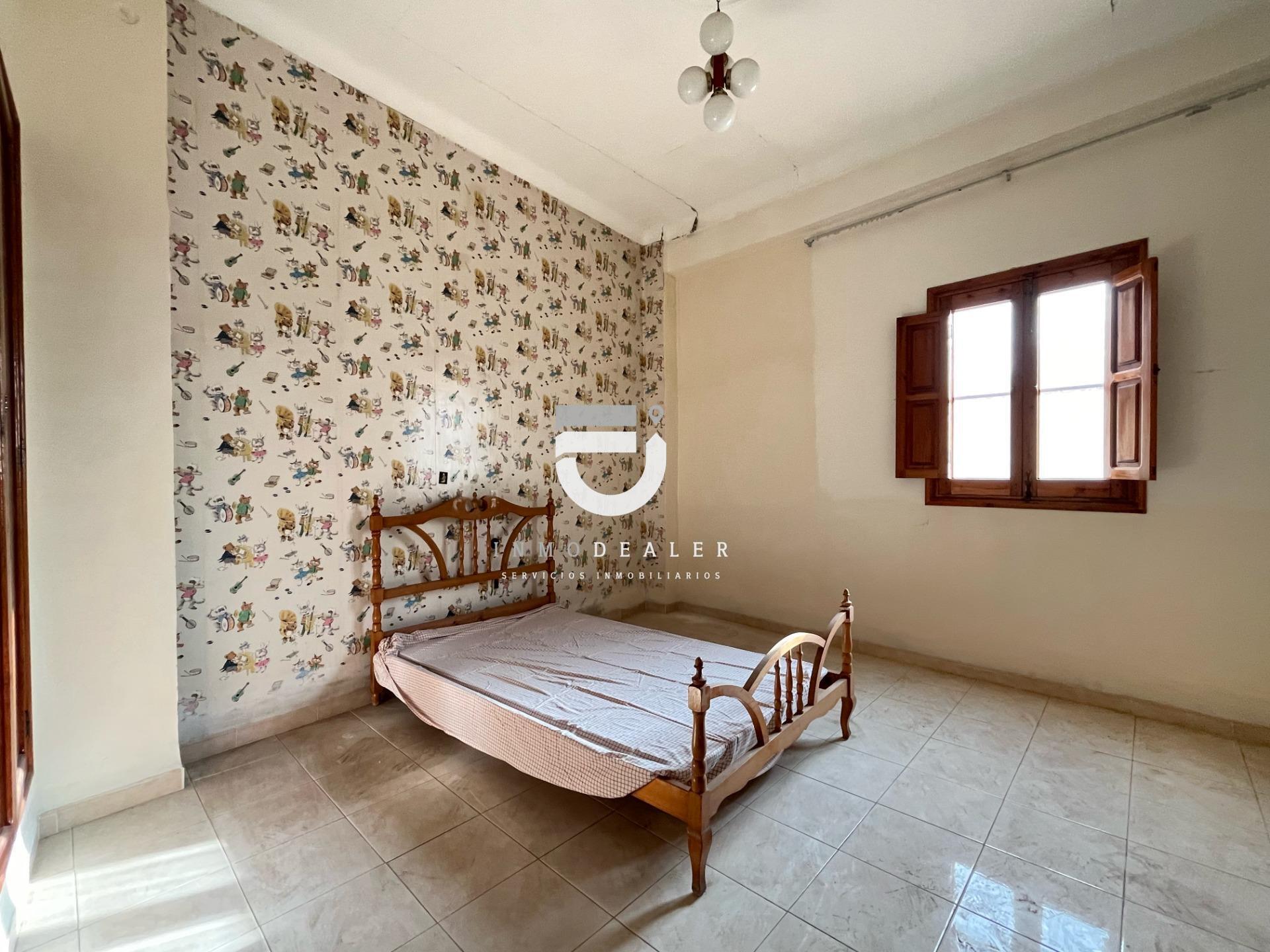 CASA SEÑORIAL EN PEGO