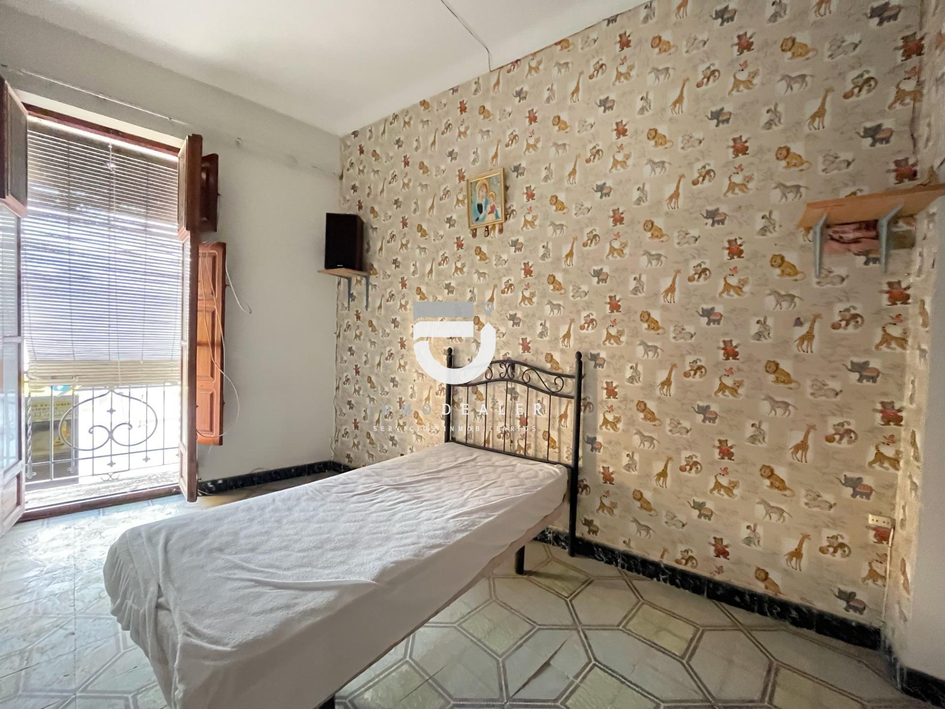 CASA SEÑORIAL EN PEGO