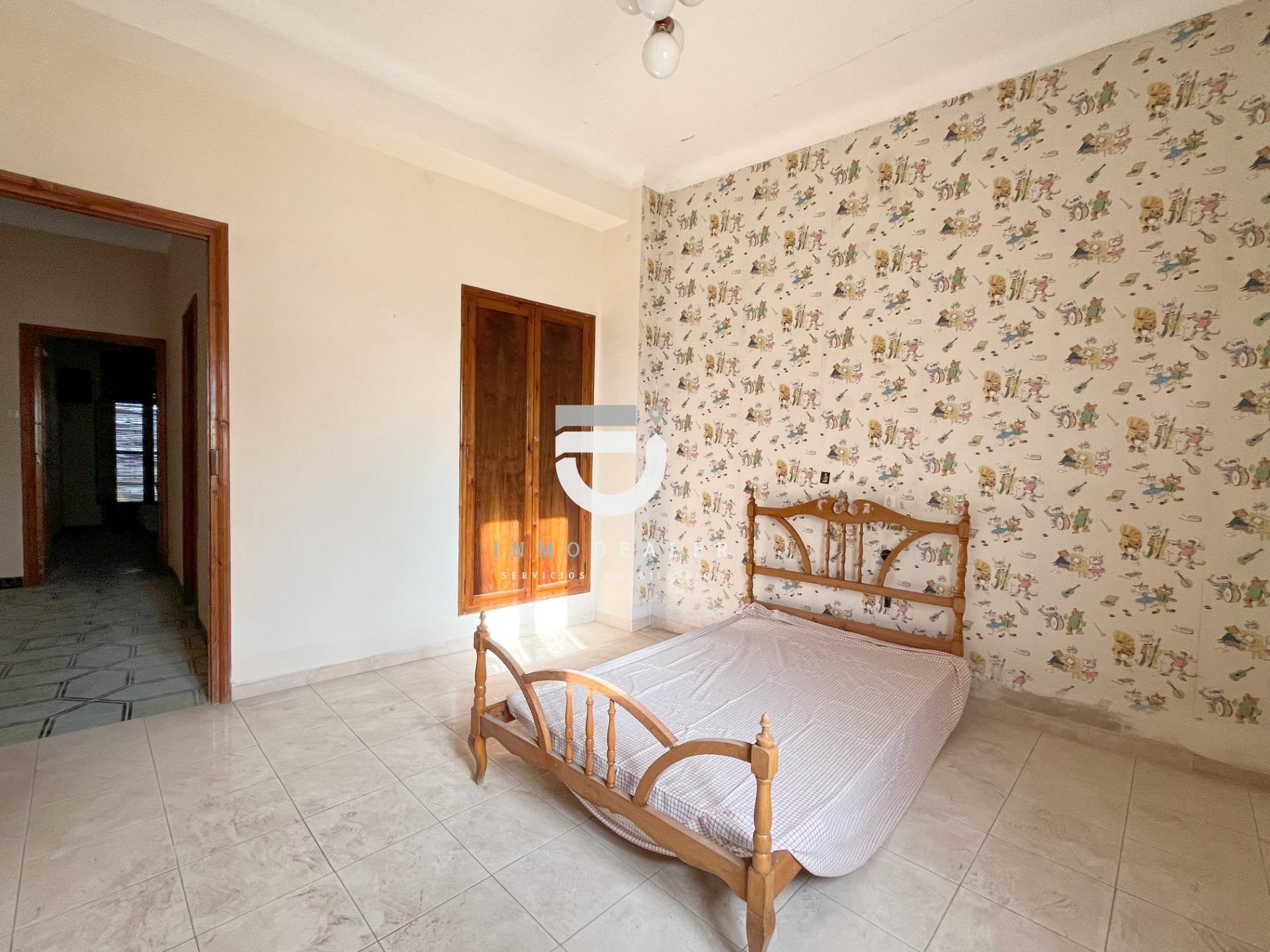 CASA SEÑORIAL EN PEGO