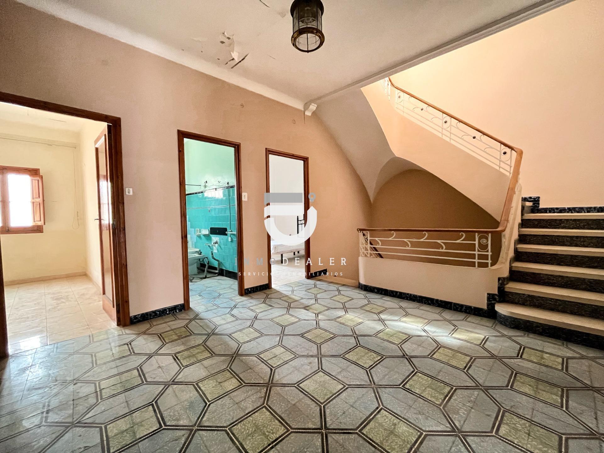 CASA SEÑORIAL EN PEGO