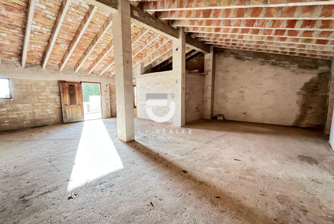 CASA SEÑORIAL EN PEGO