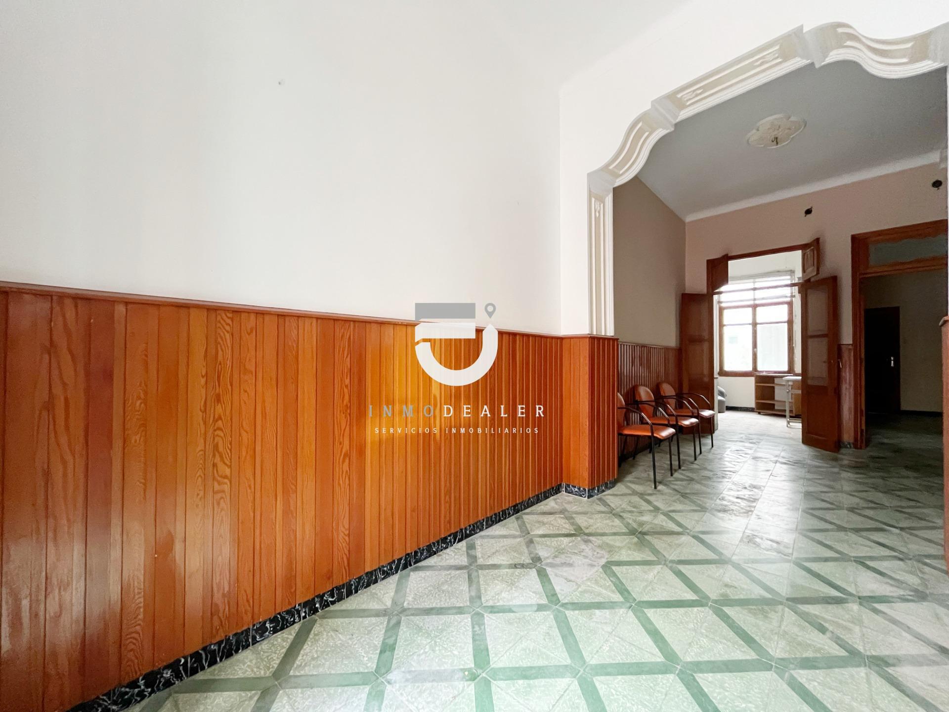 CASA SEÑORIAL EN PEGO
