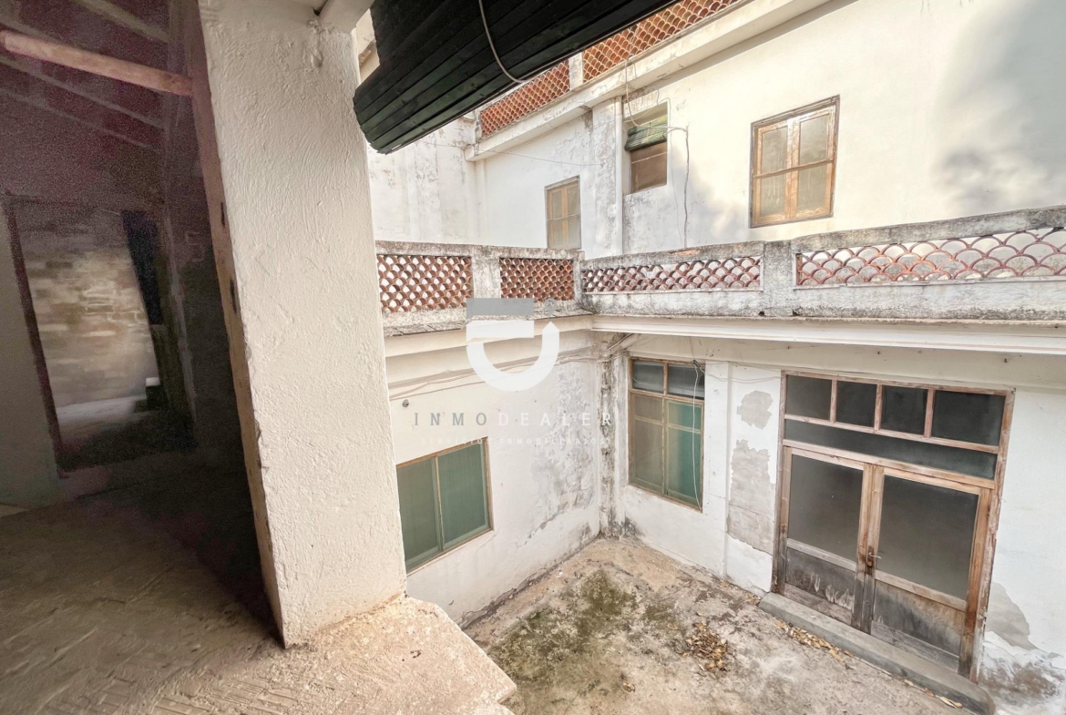 CASA SEÑORIAL EN PEGO