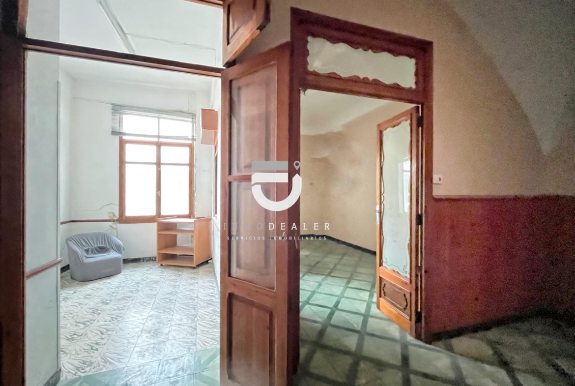 CASA SEÑORIAL EN PEGO