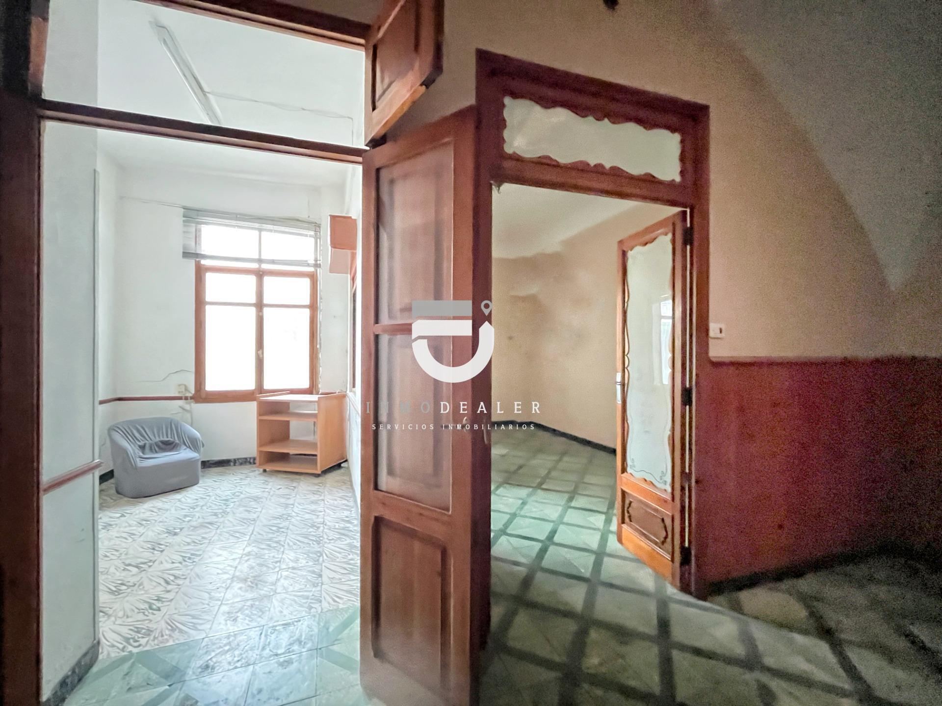CASA SEÑORIAL EN PEGO