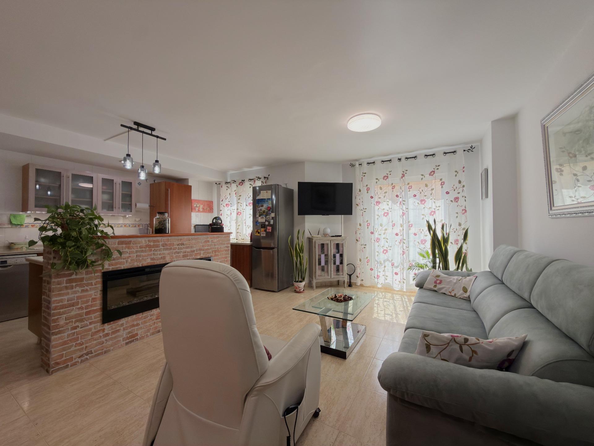 EXCLUSIVO DÚPLEX EN UNA DE LAS MEJORES ZONAS DE GANDÍA CON GARAJE, TRASTERO Y ESPECTACULAR TERRAZA