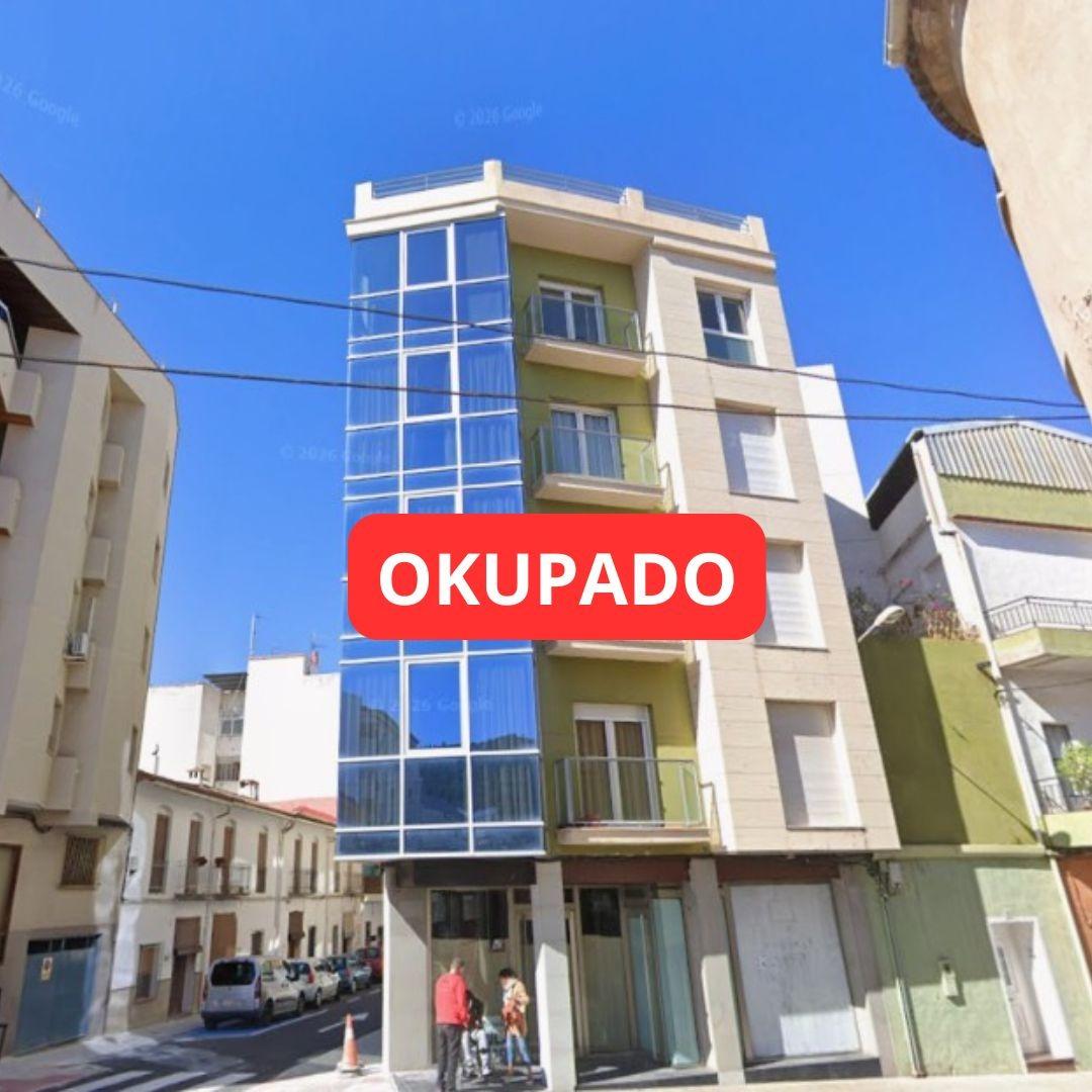 Piso okupado en Villalonga