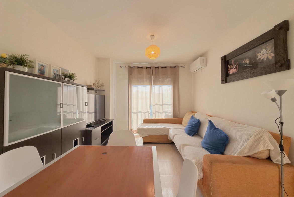 Dúplex en la playa de Gandía con terraza privada, garaje y licencia turística