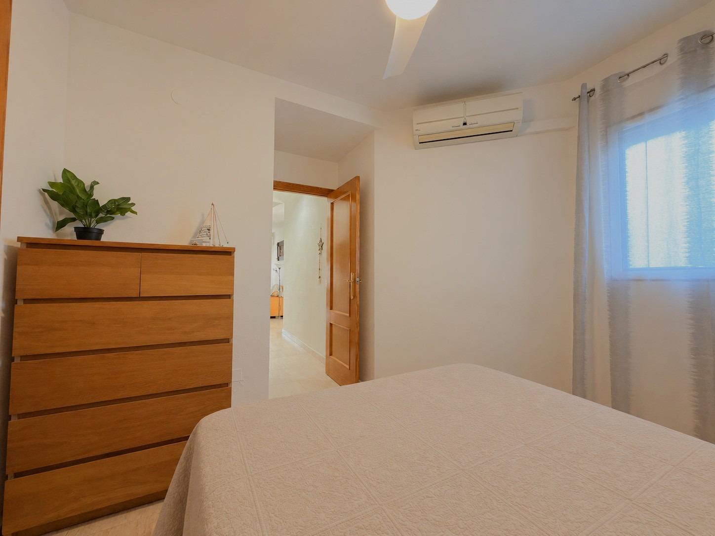 Dúplex en la playa de Gandía con terraza privada, garaje y licencia turística