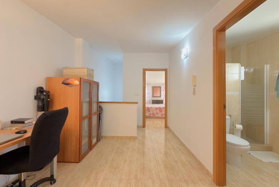 EXCLUSIVO DÚPLEX EN UNA DE LAS MEJORES ZONAS DE GANDÍA CON GARAJE, TRASTERO Y ESPECTACULAR TERRAZA