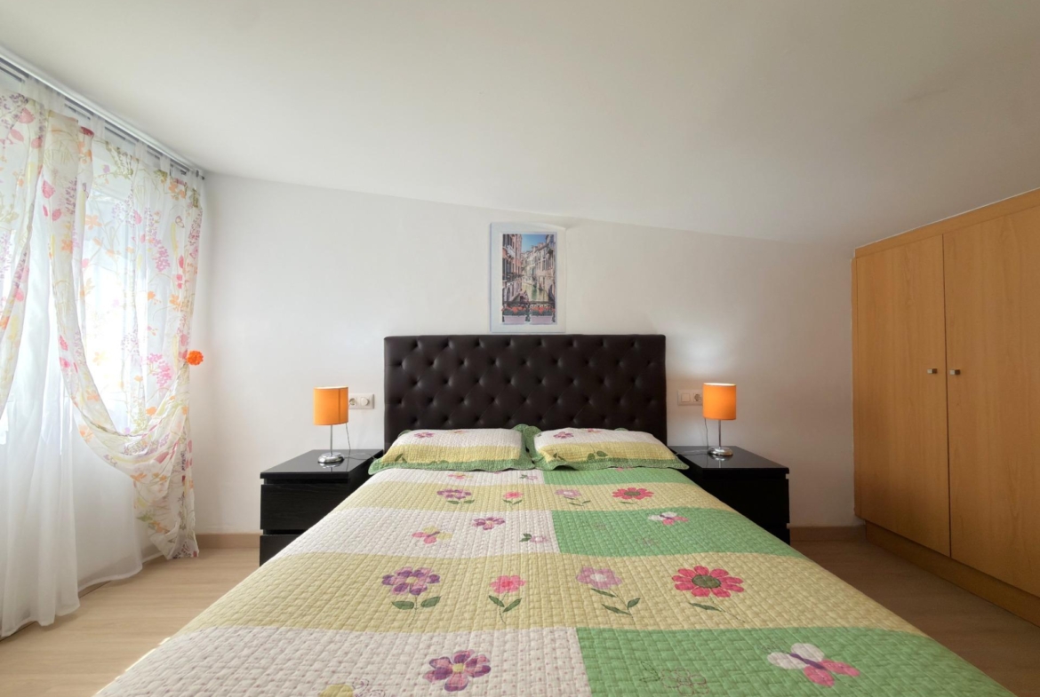 EXCLUSIVO DÚPLEX EN UNA DE LAS MEJORES ZONAS DE GANDÍA CON GARAJE, TRASTERO Y ESPECTACULAR TERRAZA