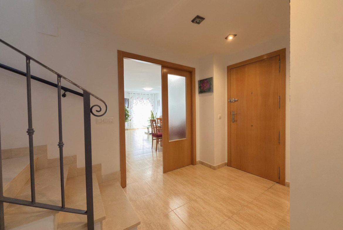 EXCLUSIVO DÚPLEX EN UNA DE LAS MEJORES ZONAS DE GANDÍA CON GARAJE, TRASTERO Y ESPECTACULAR TERRAZA