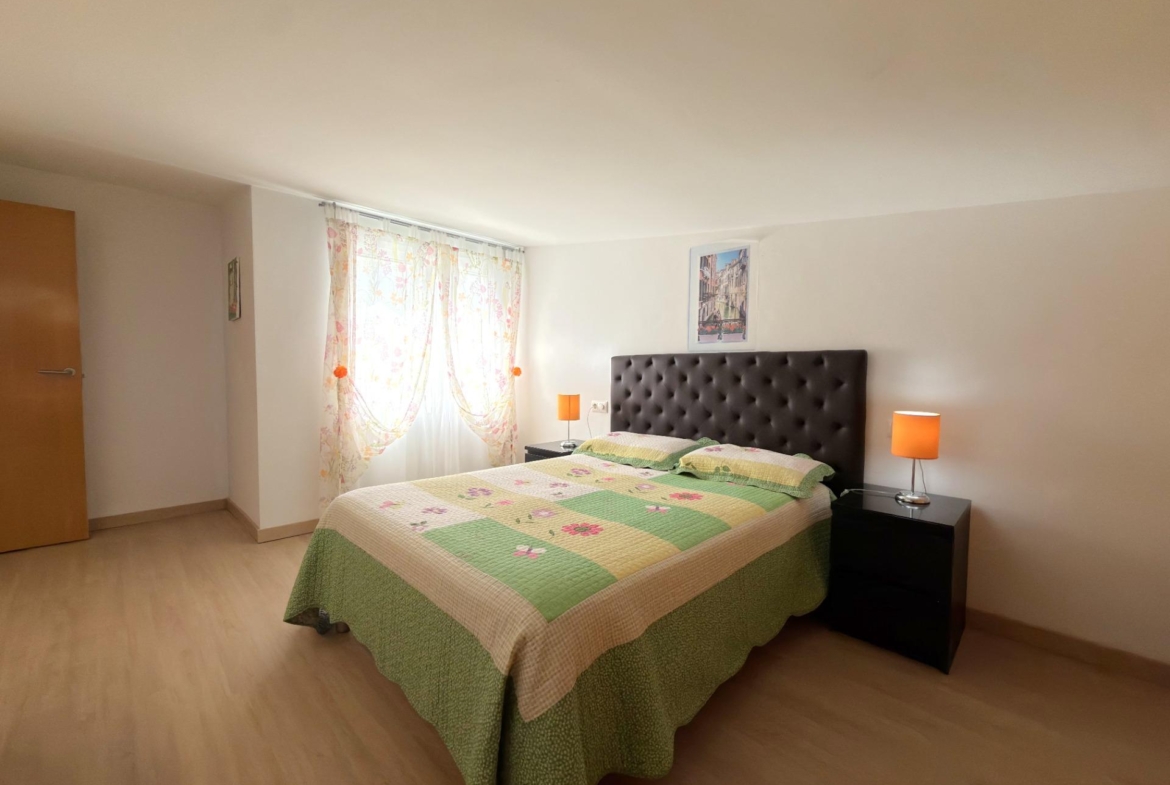 EXCLUSIVO DÚPLEX EN UNA DE LAS MEJORES ZONAS DE GANDÍA CON GARAJE, TRASTERO Y ESPECTACULAR TERRAZA
