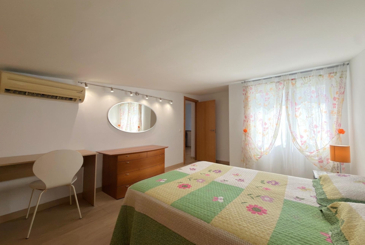 EXCLUSIVO DÚPLEX EN UNA DE LAS MEJORES ZONAS DE GANDÍA CON GARAJE, TRASTERO Y ESPECTACULAR TERRAZA