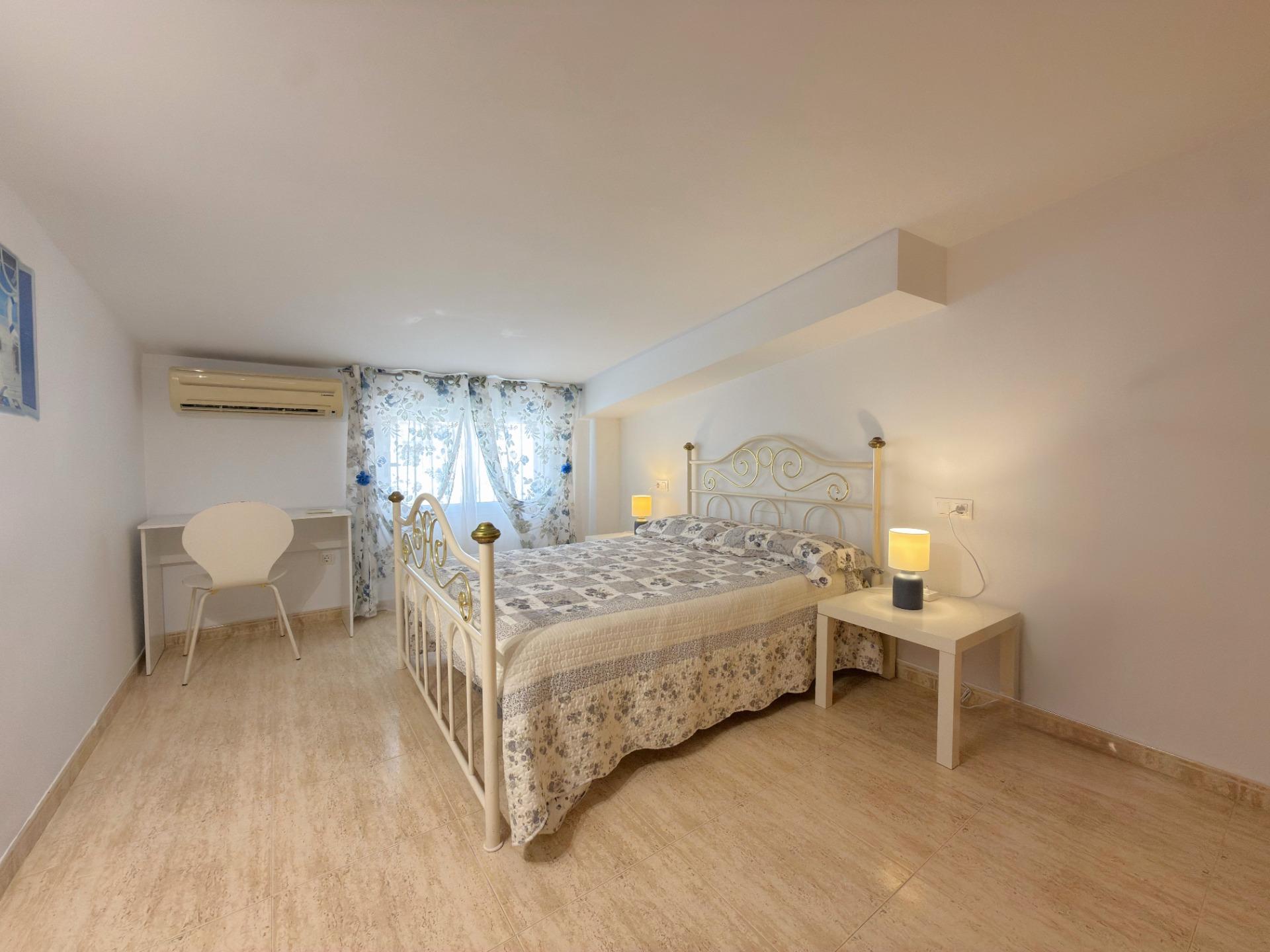EXCLUSIVO DÚPLEX EN UNA DE LAS MEJORES ZONAS DE GANDÍA CON GARAJE, TRASTERO Y ESPECTACULAR TERRAZA